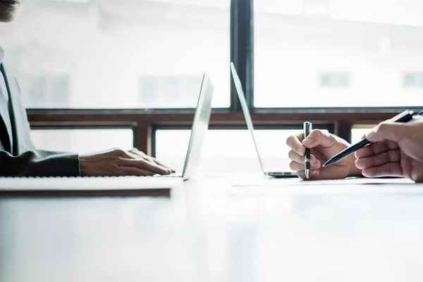 Business People Meeting Brainstorming Discussing Project Laptop Mobile Phone Teamwork — Stock Photo, Image