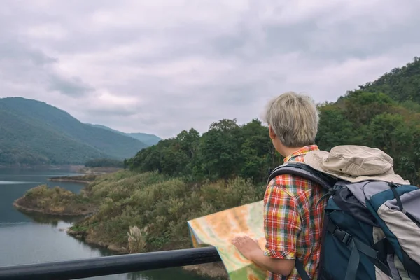 Young Man Trekker Use Map Enjoy Traveling Backpack Hiking Concept — Stock Photo, Image