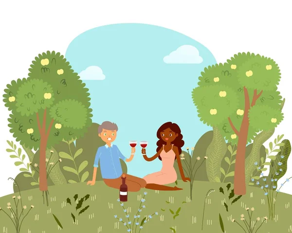 Amor piquenique para casal feliz com vinho no parque, natureza ao ar livre, romântico data cartoon vetor ilustração. Cartão de dia dos namorados . — Vetor de Stock