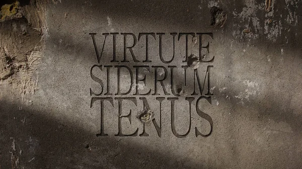 Virtute Siderum Tenus。ラテン語の語句 — ストック写真