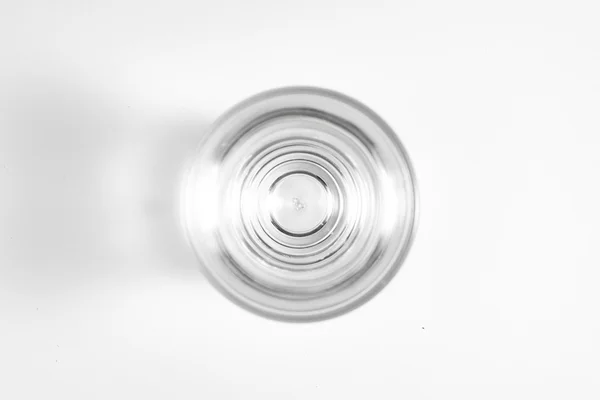 空のフルショット ガラス パーティー飲酒アルコール ビール ウィスキーのクリア — ストック写真
