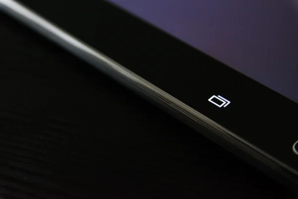 Barre des tâches Tablette noire Android Boutons d'entreprise Clés Accueil bureau électronique — Photo