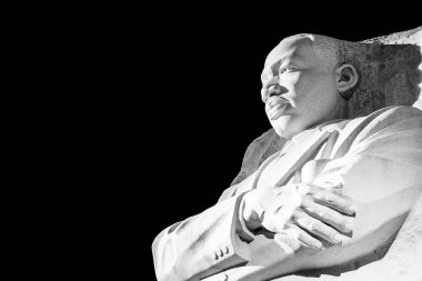 Martin Luther King Jr Memorial heykel Washington Dc gece Evenin