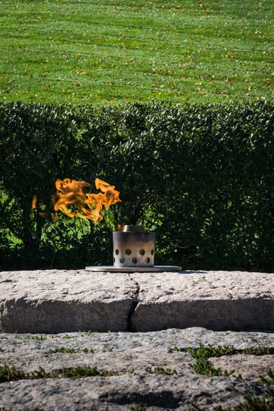 Örök láng John F. Kennedy Memorial sír Arlington Cemetery — Stock Fotó