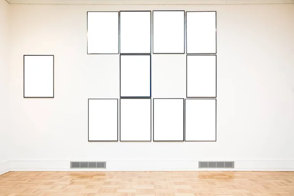 Μουσείο Τέχνης συστοιχία Frame τοίχο μίνιμαλ σχεδιασμό λευκό απομονωμένες Clippi — Φωτογραφία Αρχείου
