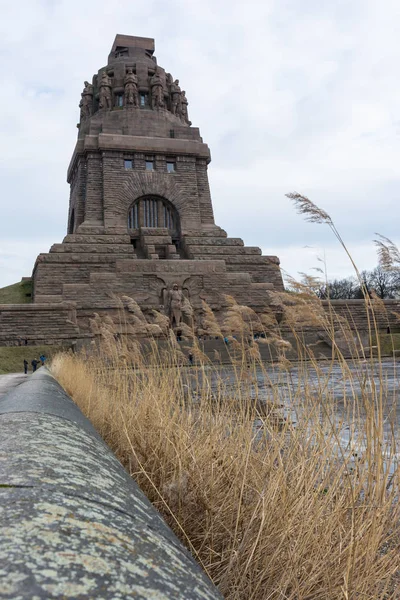 Leipzig voelkerschlachtdenkmal schlacht militärturm de — Stockfoto