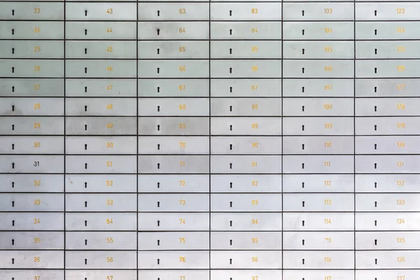 Γραμματοκιβώτιο αριθμημένες σειρές και στήλες πλέγμα προοπτικής ταχυδρομικού συστήματος — Φωτογραφία Αρχείου