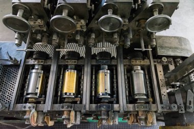 Altın Harf Baskısı Silindirleri Rustik Vintage 