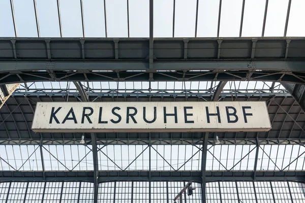 Karlsruhe Hauptbahnhof Centraal Station — Stockfoto