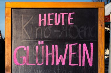 Heute Gluehwein Sign Traditional German Christmas Beverage 