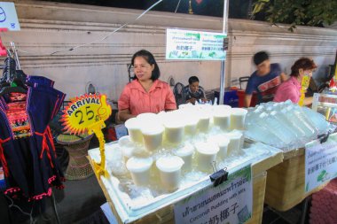 Chiang Mai, Tayland - 21 Ocak 2018: sokak Chiang Mai yürüyüş.