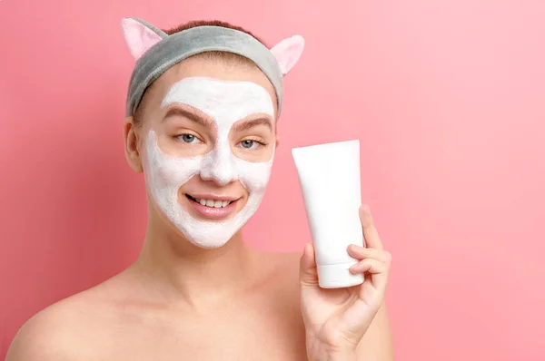 Beautiful Young Girl White Clay Mask Face Korean Headband Cat — Stock Photo, Image