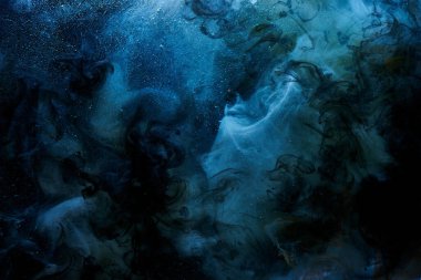 Soyut mavi dış uzay bilimi arka planı. Canlı renkler gökada gökyüzü, okyanus, deniz. Mistik sıvı kimyasallar duman, kimya ve biyoloji yaratıcı arkaplan kağıdı