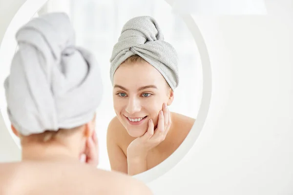 Portrait Young Girl Towel Head White Bathroom Looks Touches Her — Stock Photo, Image