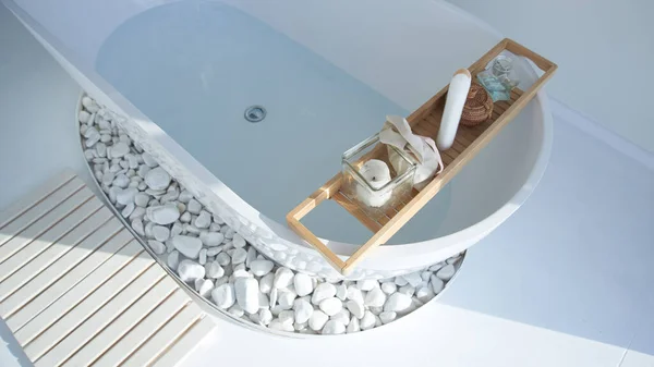 Bagno Bianco Interno Moderno Arredo Lusso Con Piante Finestra Spa — Foto Stock