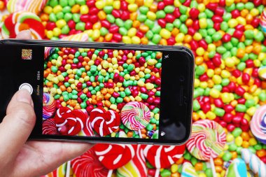 tatlılar ve şeker şeker renkli, el yapımı girdap lolipop