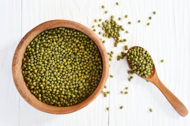 yeşil fasulyeler kasede 