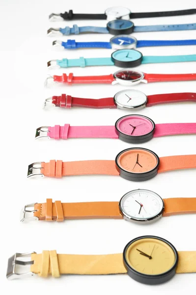 Conjunto de relojes de pulsera multicolores — Foto de Stock