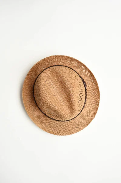 Summer straw hat isolated — Stock Photo, Image