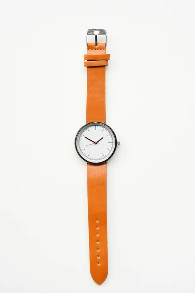孤立在白色背景上的橙色手表 — 图库照片