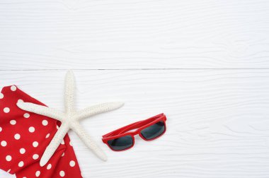 Modern moda güneş gözlüğü