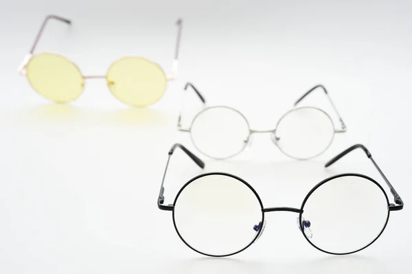 Moderne modische Sonnenbrille — Stockfoto