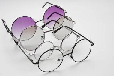 Modern moda güneş gözlüğü 