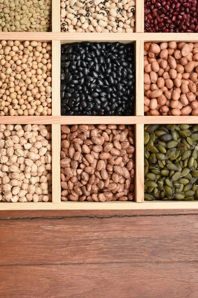 farklı baklagiller topluluğu