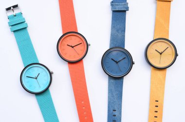 Çok renkli şu andaki kümesi