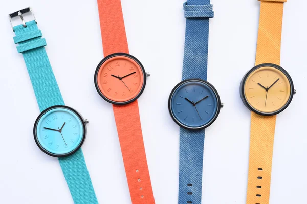 Çok renkli şu andaki kümesi