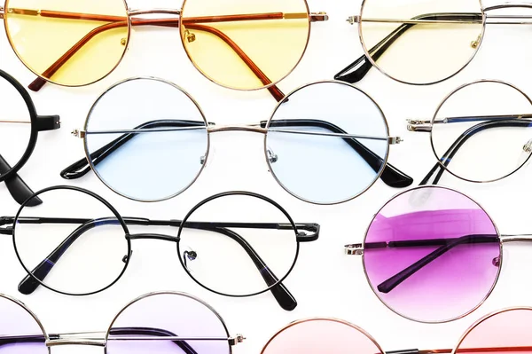 Современные модные солнечные очки — стоковое фото