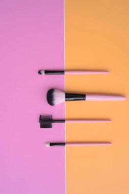 Arkaplan için makyaj fırçaları