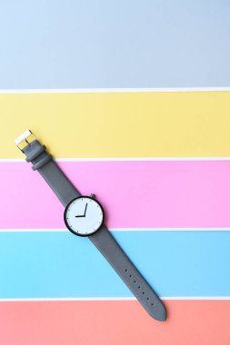 Arka plan için çok renkli şu andaki set çekmek seçmeli renk tekniği ve sanat aydınlatma ile