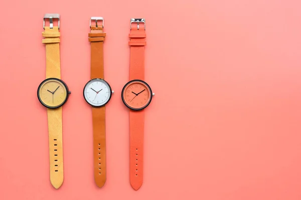 Conjunto Relojes Pulsera Multicolores Para Fondo — Foto de Stock