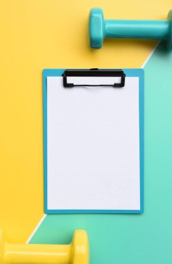 arkaplan için boş kağıt ve halter