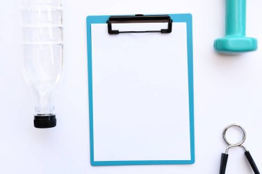 boş kağıt ve beyaz arka plan üzerinde izole Aksesuar