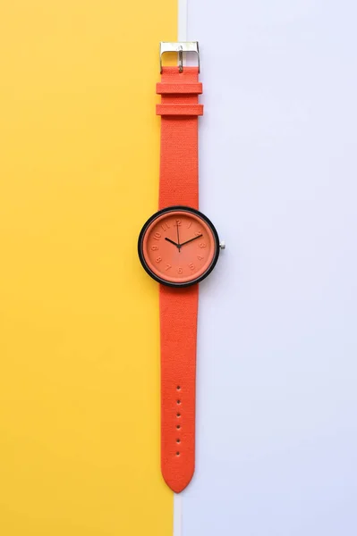 Primer Plano Relojes Pulsera Naranja Para Fondo — Foto de Stock