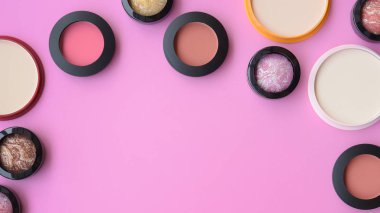 makyaj ve kozmetik ürünleri koleksiyonu düzenlendi