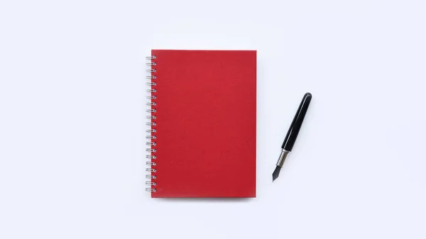 Gros Plan Carnet Stylo Isolés Sur Fond Blanc — Photo