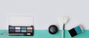 makyaj ve kozmetik ürünleri koleksiyonu düzenlendi                                                                                   