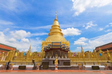 Wat Phra ki Hariphunchai: Lamphun, Thailand bir Budist Tapınağı olduğunu.