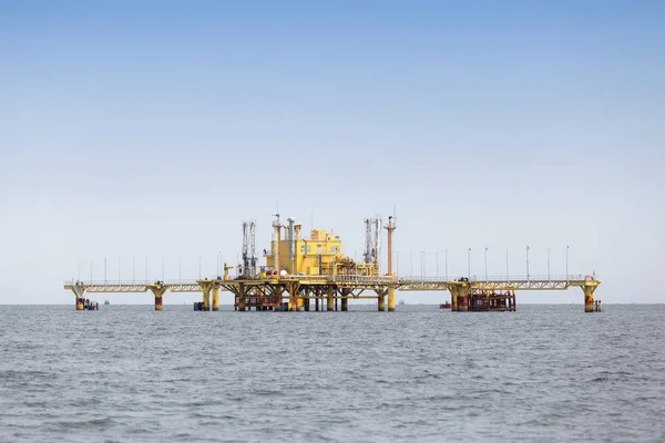 Plataforma Produção Offshore Meio Oceano — Fotografia de Stock