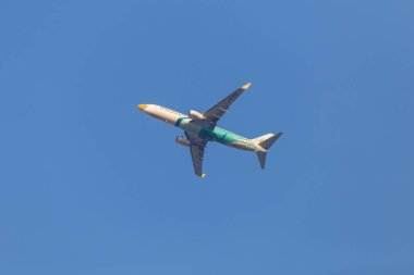 Bangkok, Tayland - 28 Ocak 2016: Hs-Dbo Nok Air Boeing 737 kalkış Don Mueang Uluslararası Havaalanı Tayland. Tayland en büyük düşük maliyetli havayolu arası Nok Air şirketidir.