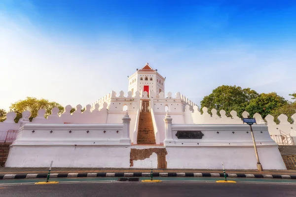Santichai Prakan halk Parkı (Suan Santichai Prakan), Bangkok