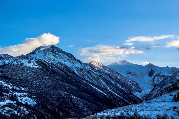 Bergslandskap, natur — Stockfoto