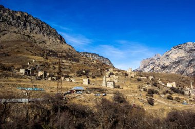 Dağ manzarası, vadiye görünümünü