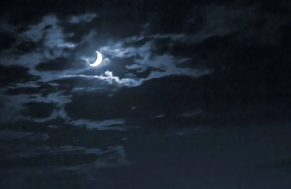 月亮在云 — 图库照片