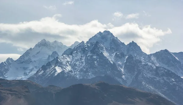 山风景，美丽的峡谷 — 图库照片