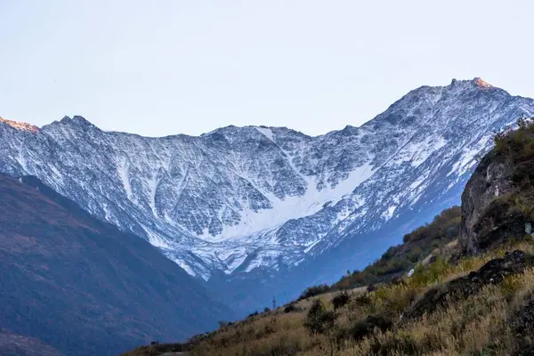 Красивий гірський пейзаж, дика природа — стокове фото