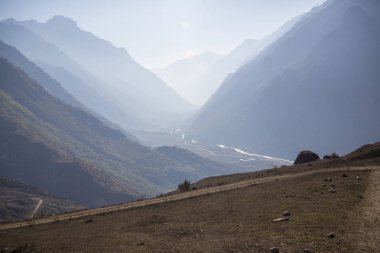 Dağ manzarası. pitoresk gorge